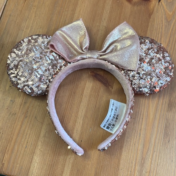 Disney Rose Gold Sequin Minnie Mickey Mouse Ears - Picture 2 of 3
